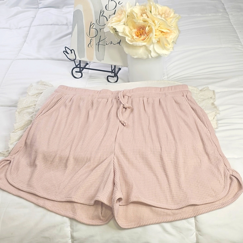 Pink Pajama Set Loungewear Elegant wear Vacation Resort wear - Picture 5 of 11